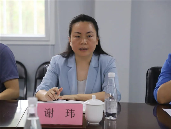 周長(zhǎng)根一行深入各單位開展調(diào)研座談會(huì)